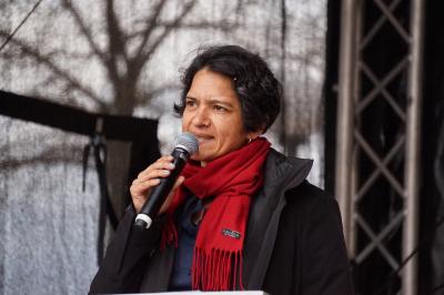 Tanja Chawla am Mikro Tanja Chawla am Mikro
