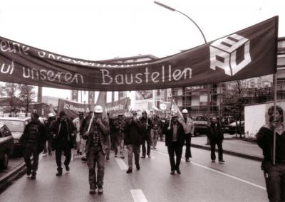 Baustreik 2002 in Hamburg (Foto: Harning). Baustreik 2002 in Hamburg (Foto: Harning).