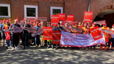Warnstreik in Kiel (Foto: IG BAU).