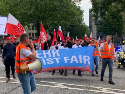 Warnstreik-Demo am 22. Mai (Foto: IG BAU)