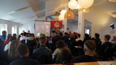 Bezirksjugendkonferenz (Junge BAU Hamburg). Bezirksjugendkonferenz (Junge BAU Hamburg).